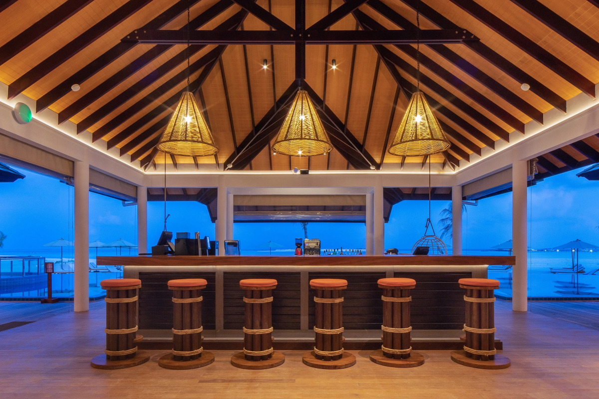 Отель Cinnamon Hakuraa Huraa Maldives