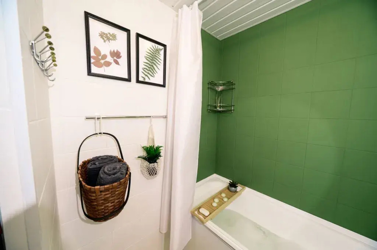 Квартира на улице Добролюбова 1