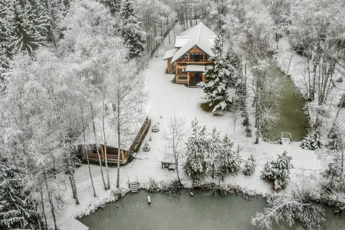 Бисерово Клуб