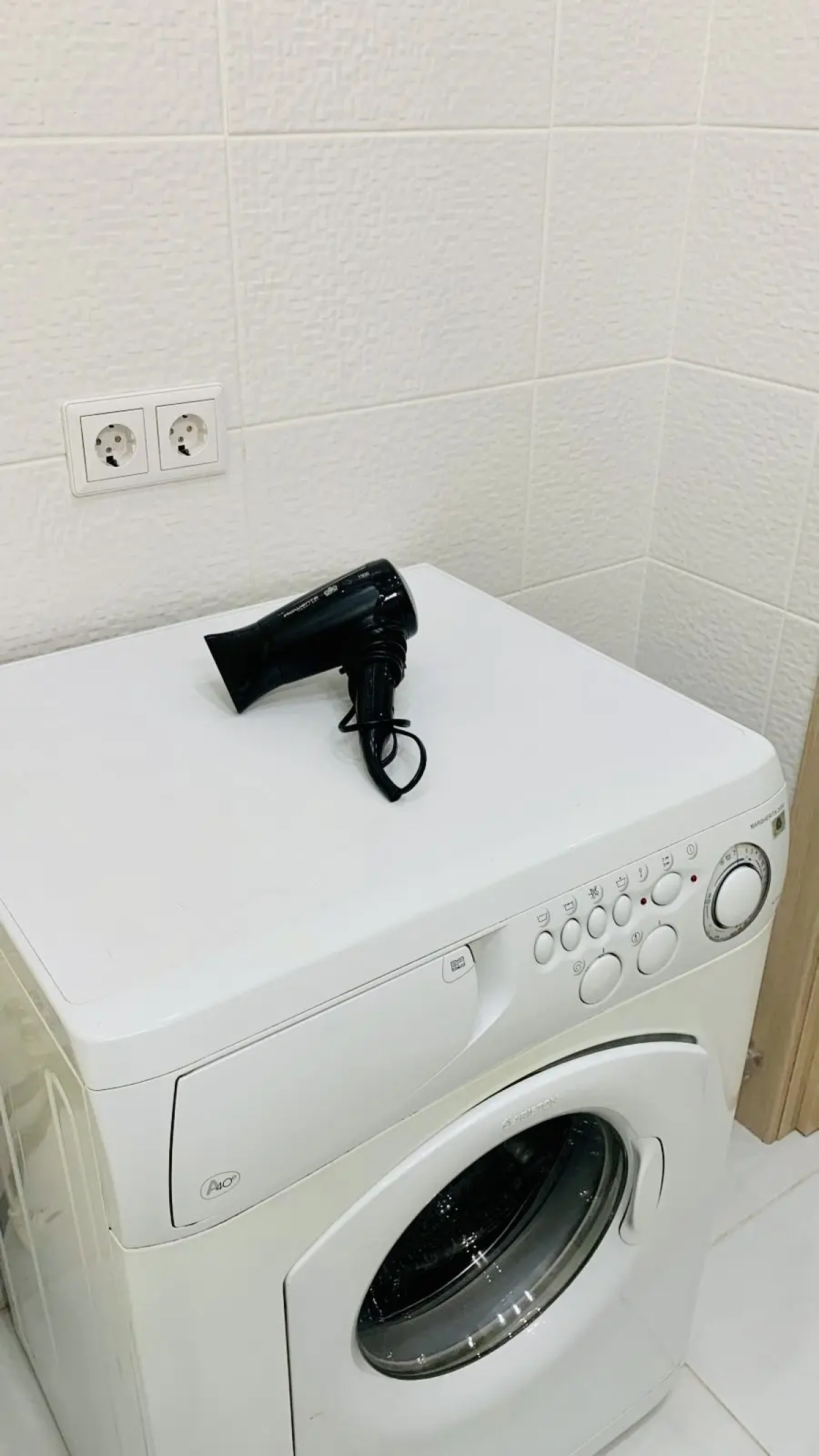 Апартаменты Unique Apart Ноград рядом со стадионом Химик и Драмтеатром, Ростелеком Бизнес и гостиницей Кузбасс на Ноградской 7