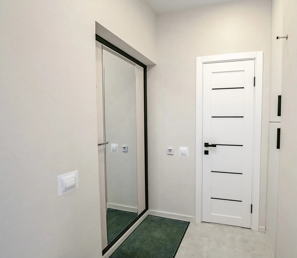 Апартаменты возле Театра и моста, недалеко от центра. Брянская 18.