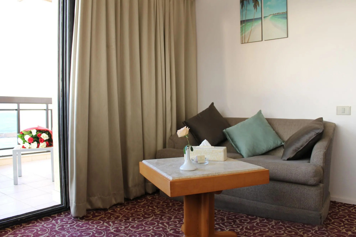 Отель Plaza Hotel Alexandria