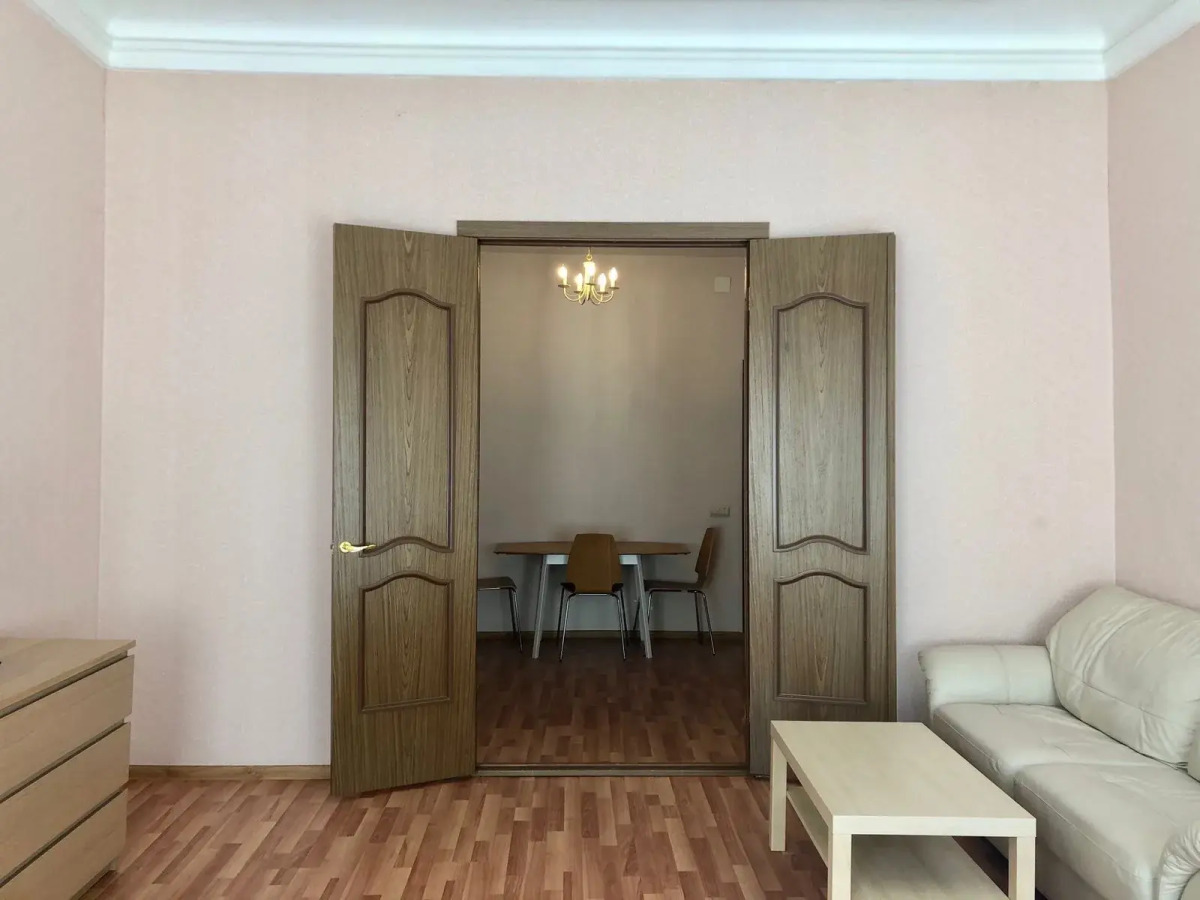 Апартаменты на Миллионной 11