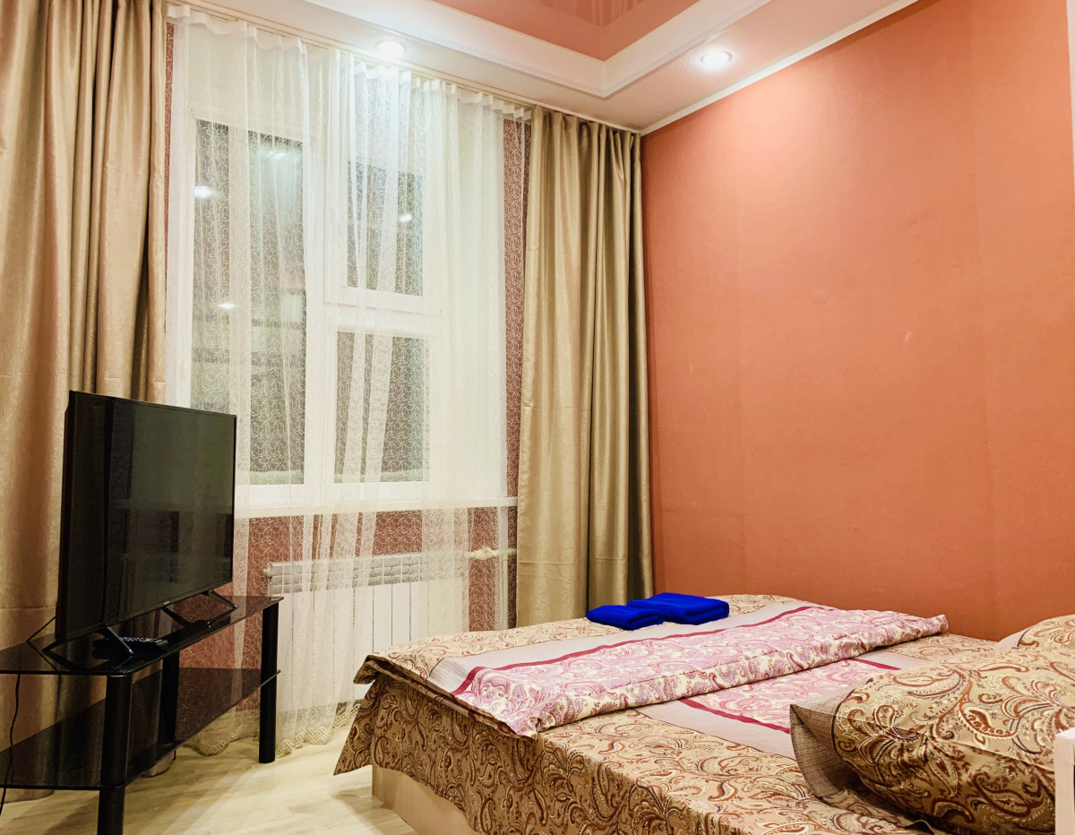 Просторная 3-квартира в центре города рядом ДКШ ЛПУ Газпром