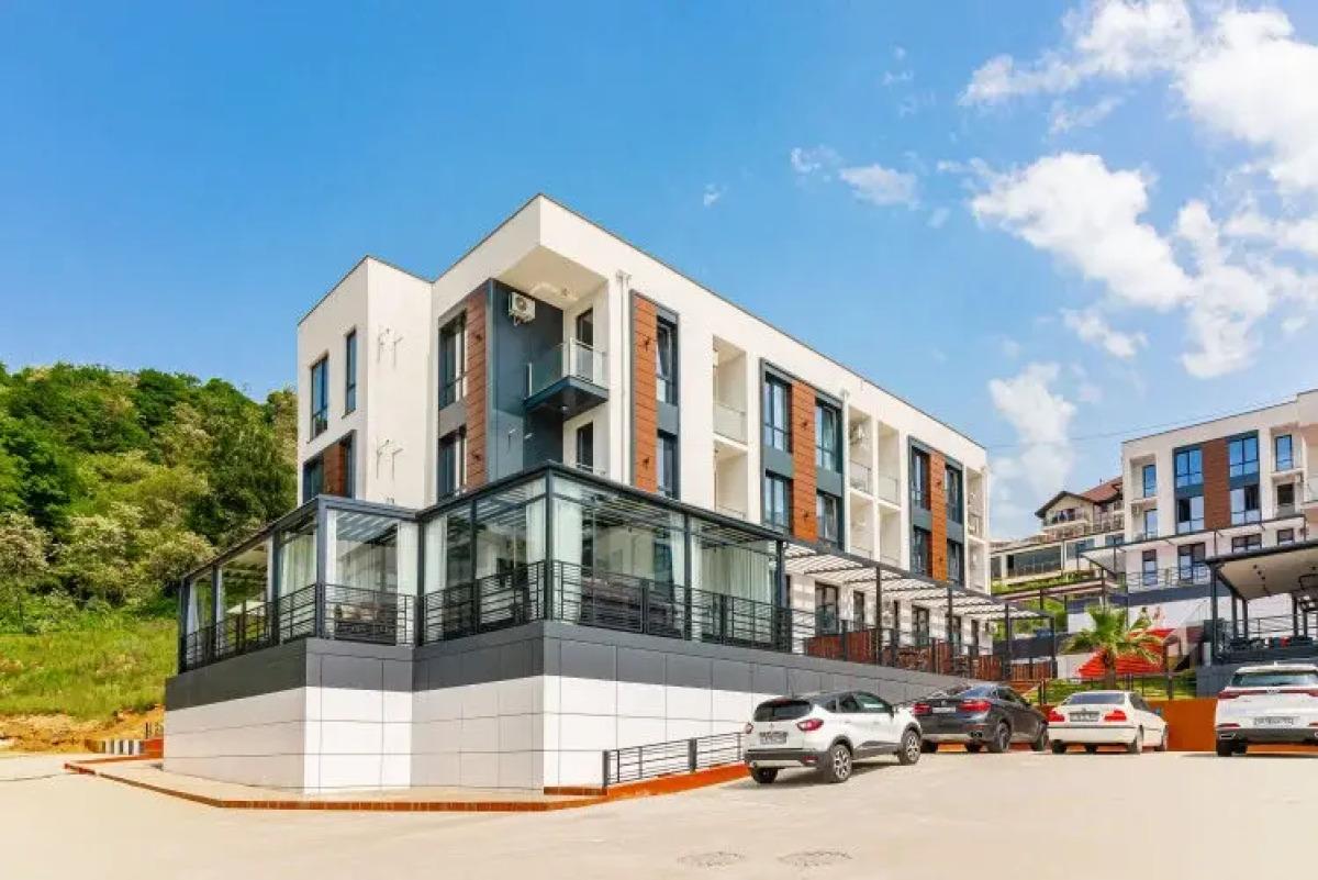 Квартира Дизайнерская студия на закрытой территории рядом с бассейном