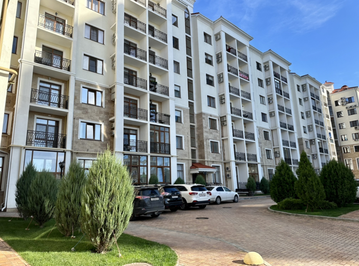 Апартаменты с Собственным Двориком от Home Group apartments