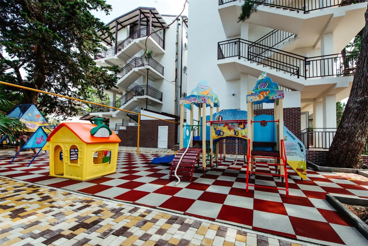 Отель Салют