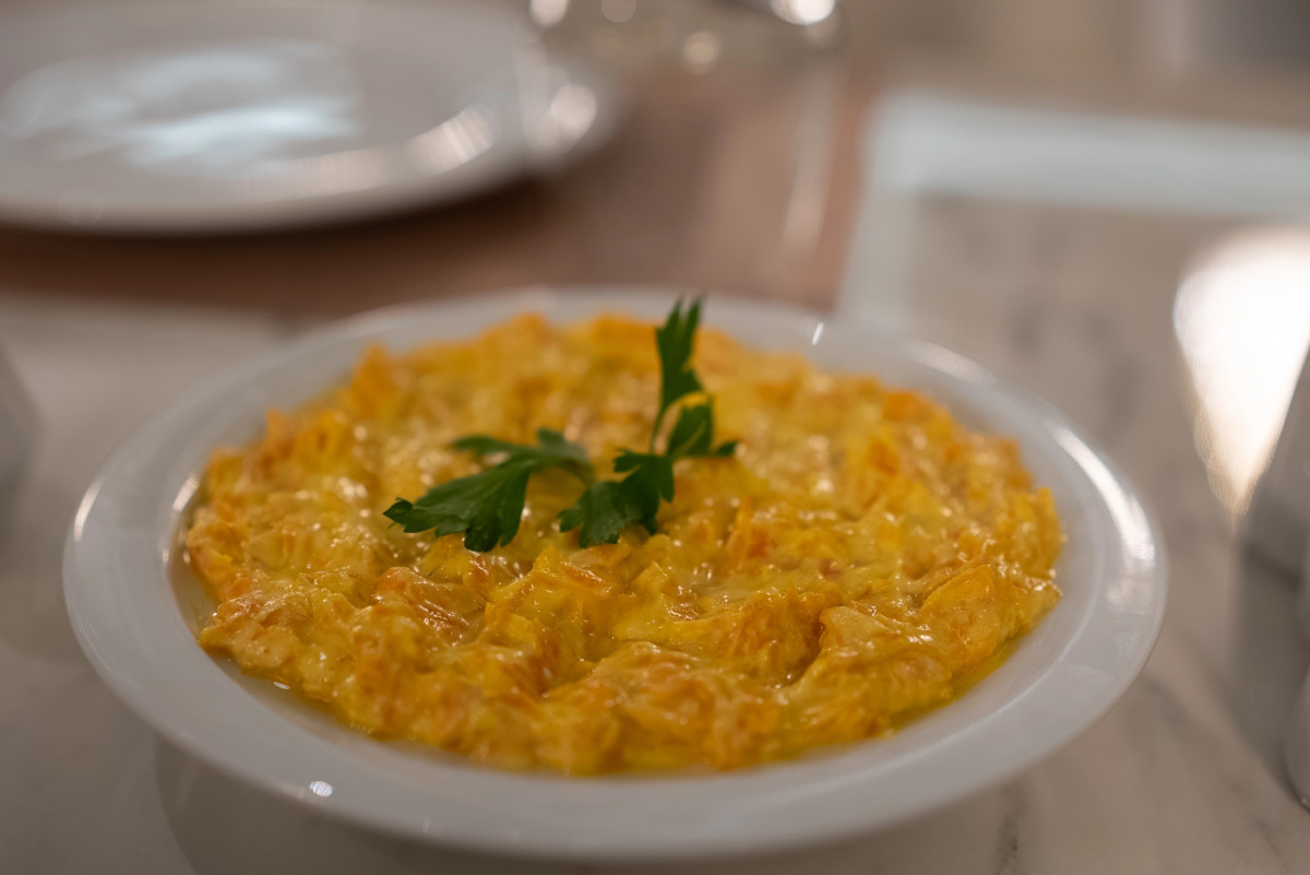 Отель Golden River By Continent Collection