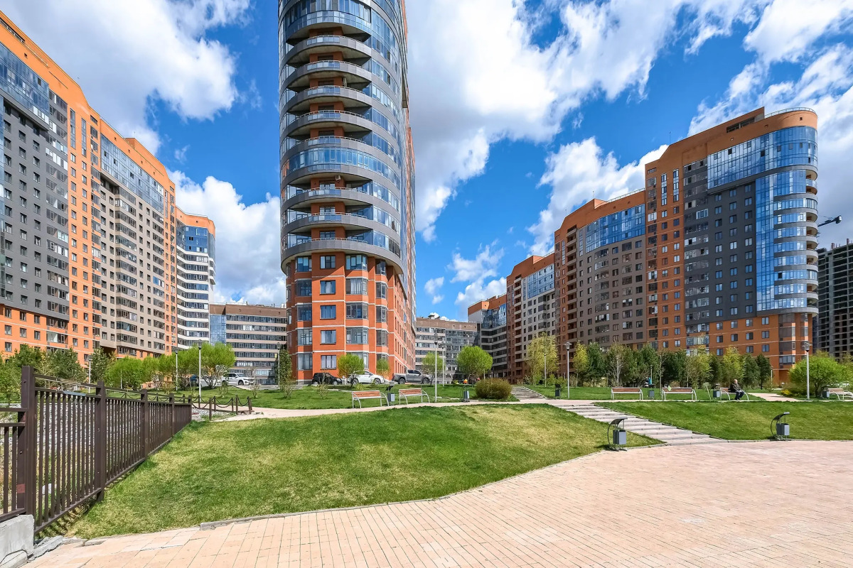 Квартира Семейная Трёхкомнатная с видом на Обь