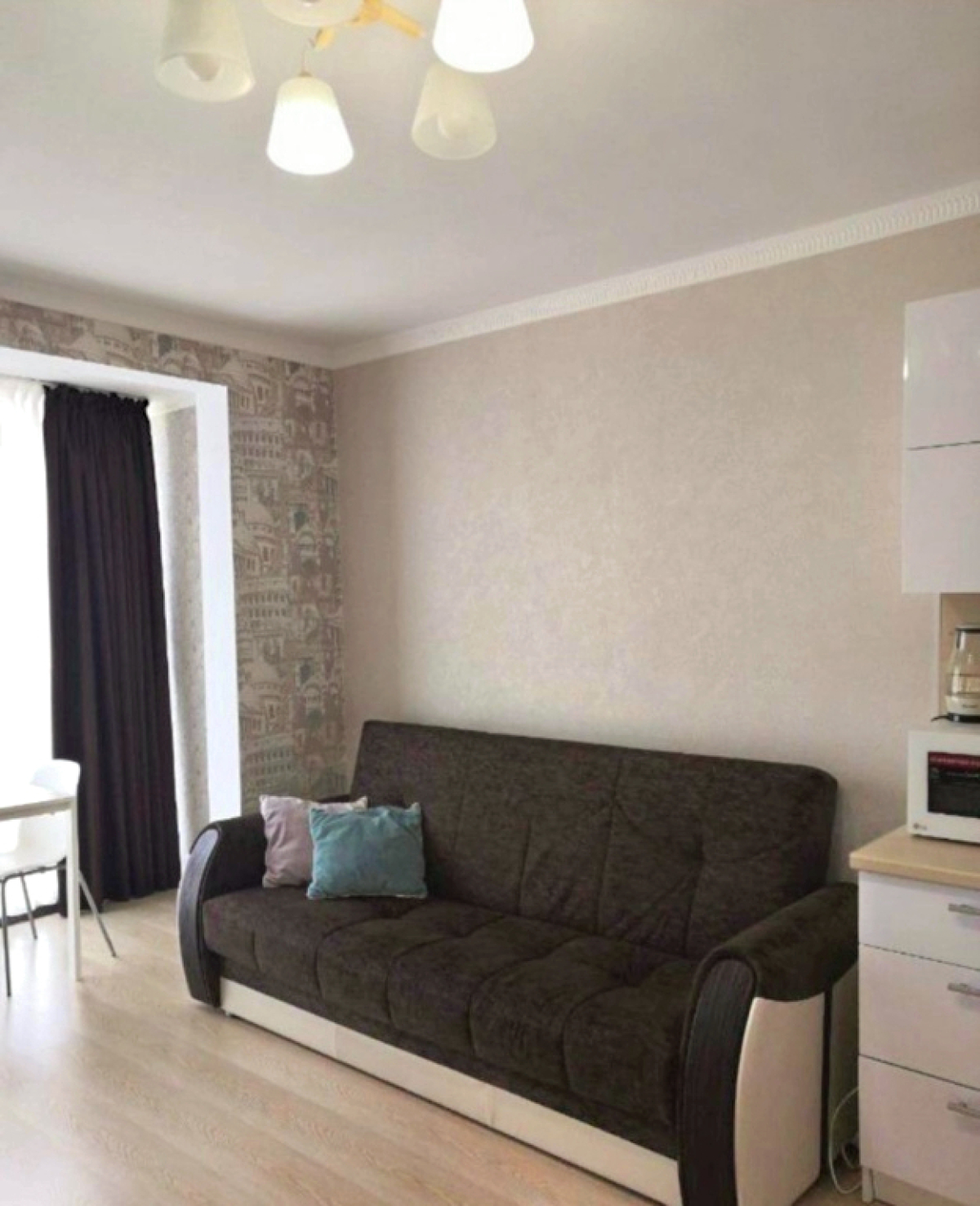 Квартира Просторная Квартирка Возле Центрального парка