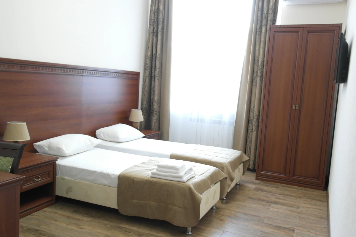 Отель Круиз