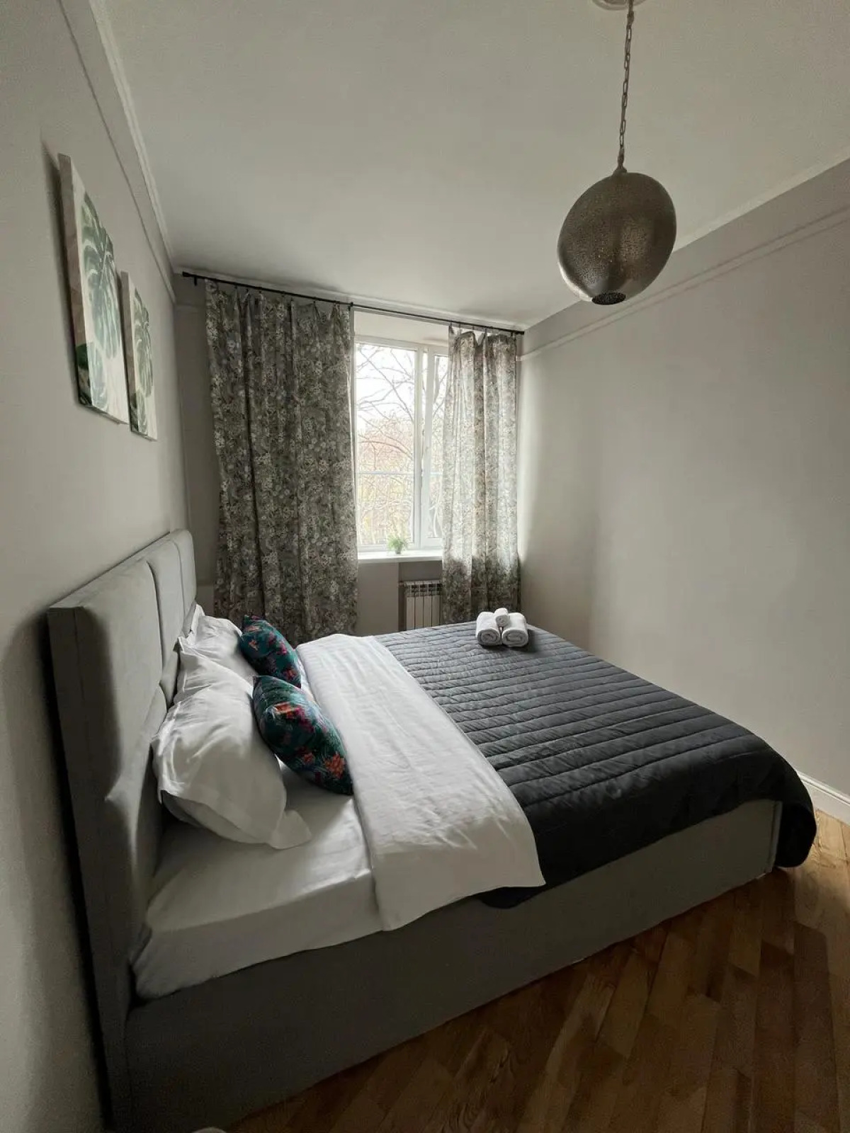 Квартира M.O.O.N APARTMENTS  Толе би Тулебаева кв 8 Центр