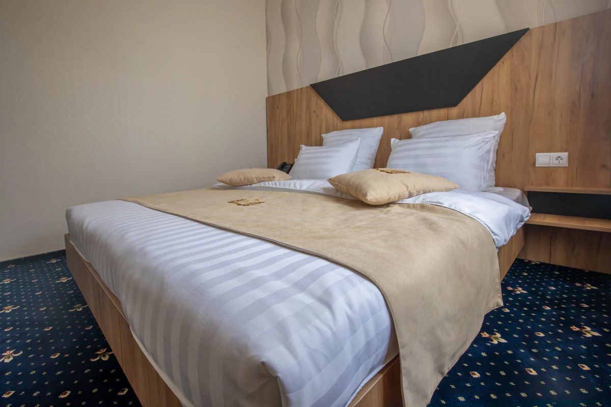 Отель Full House