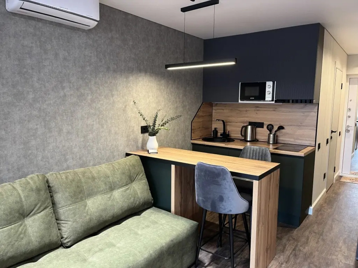 Апартаменты Авторские 4 с сезонным бассейном