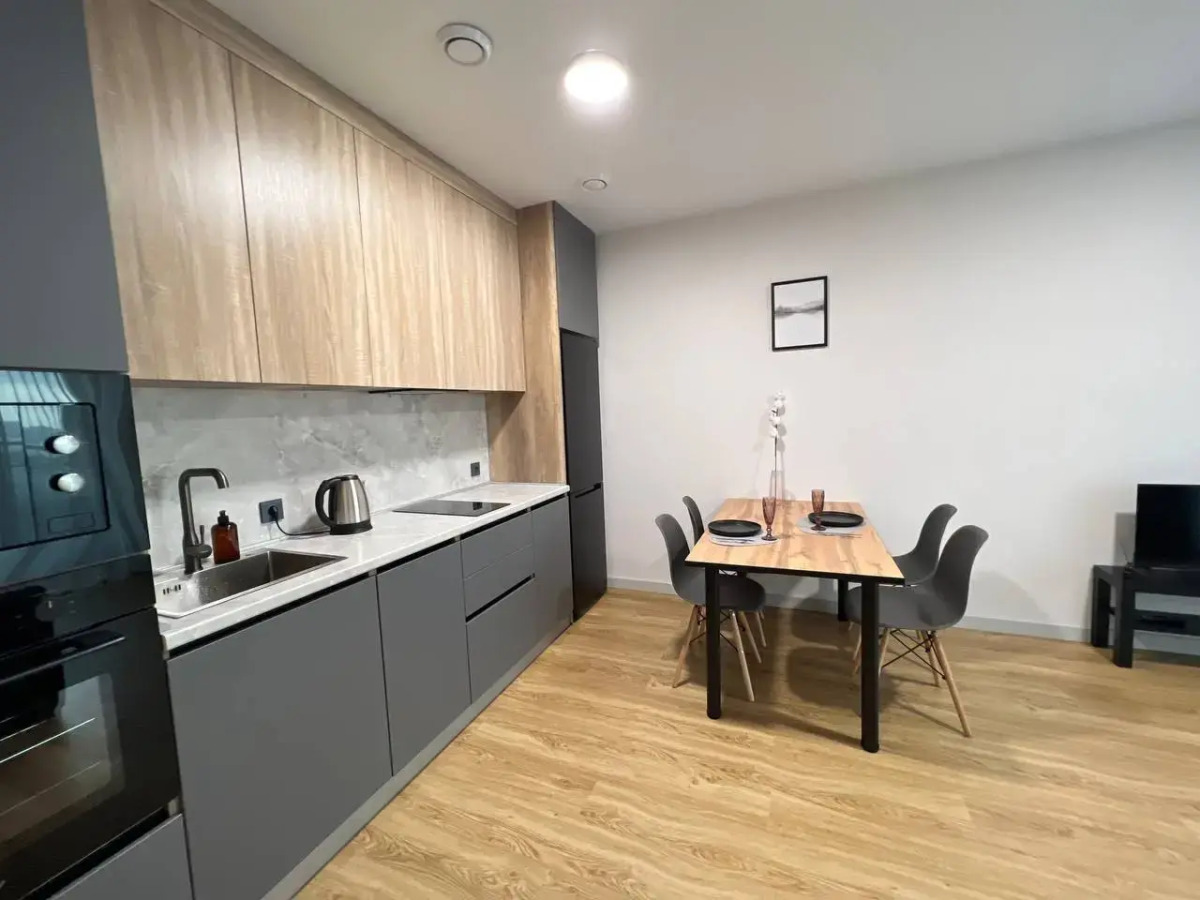 Квартира на Центральном проспекте города 16 этаж