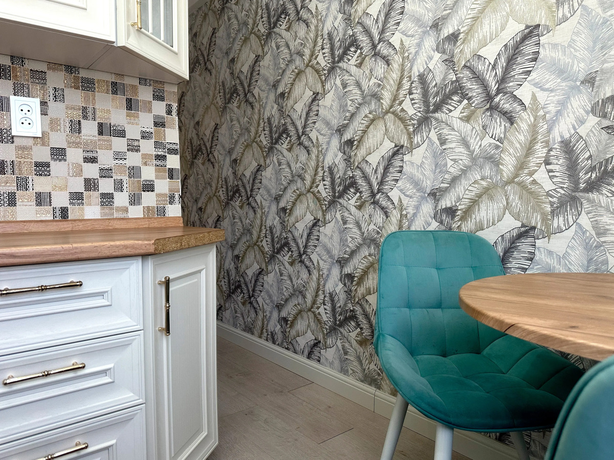 Апартаменты "Эленика" Двухкомнатные в Махачкале с видом на озеро