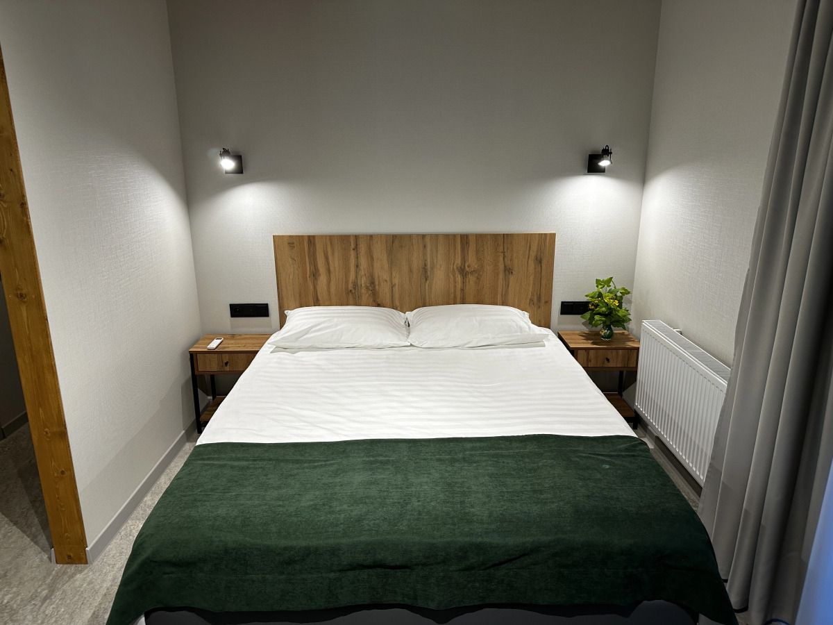 Отель Озеро