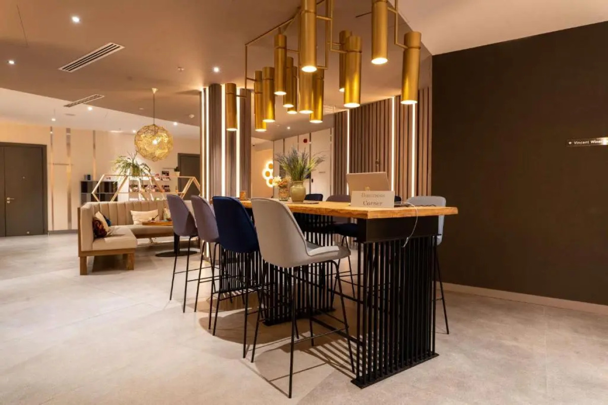 Отель Best Western Plus Congress Hotel