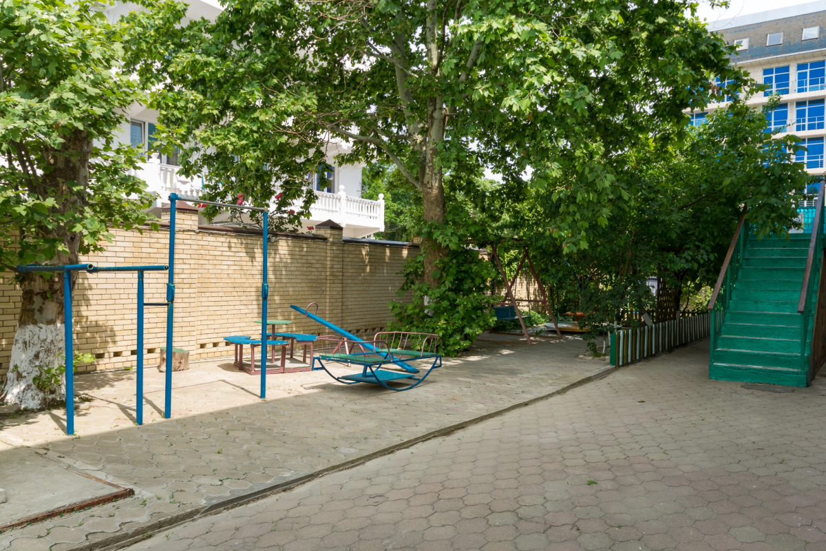 Курортный отель Лазурный берег