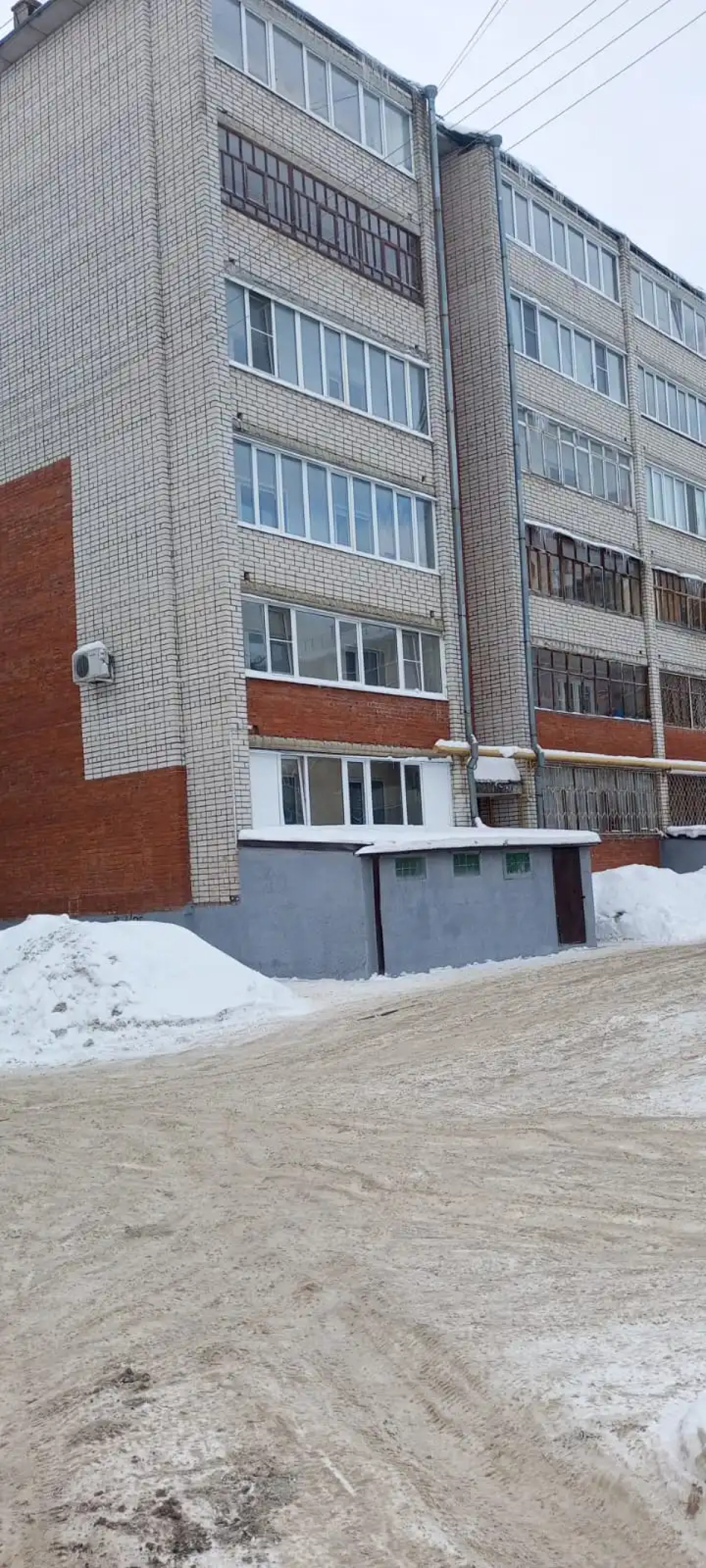 Апартаменты Современная 2 комнатная квартира в шаговой доступности от РКБ (больницы)