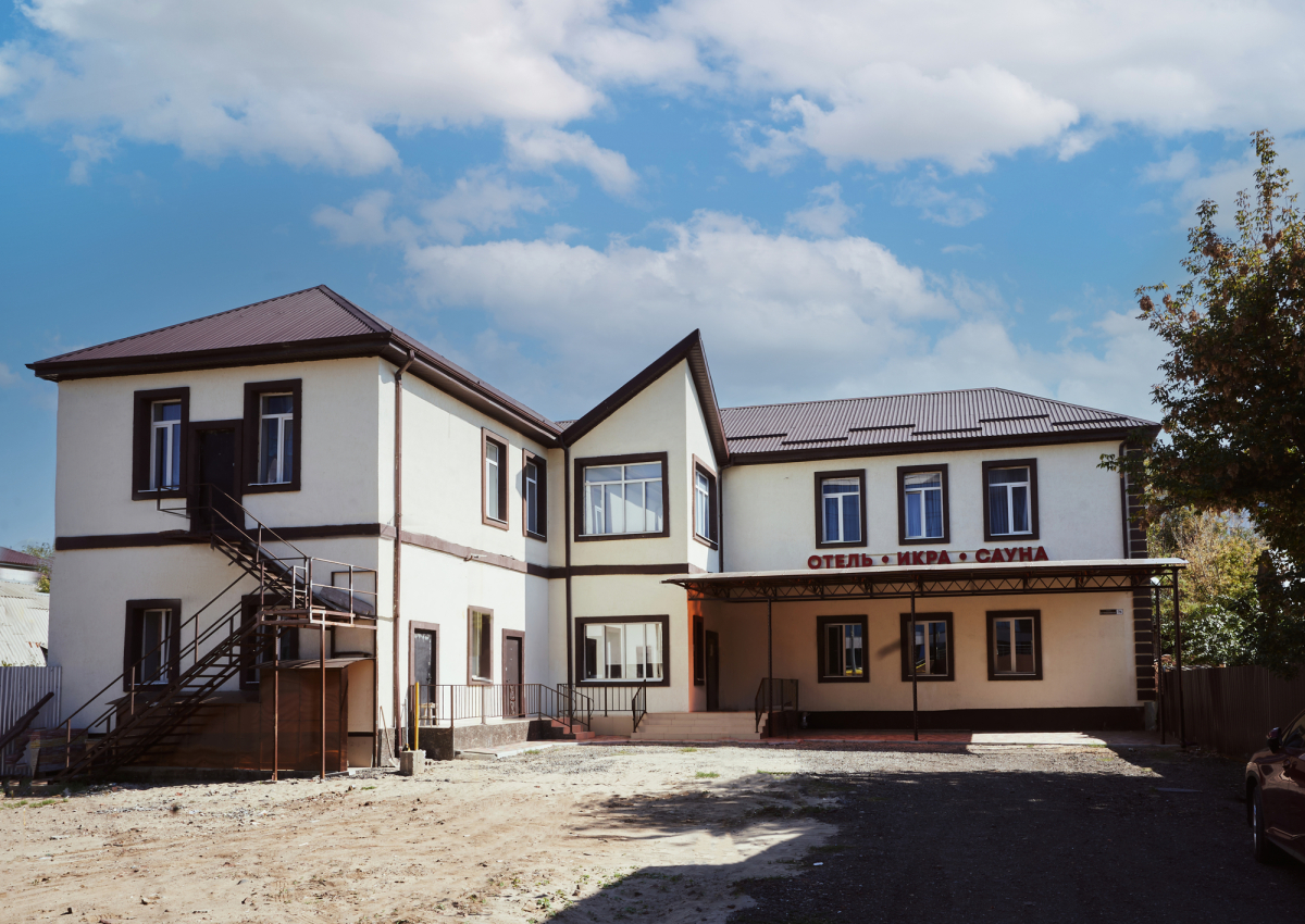 Отель Икра