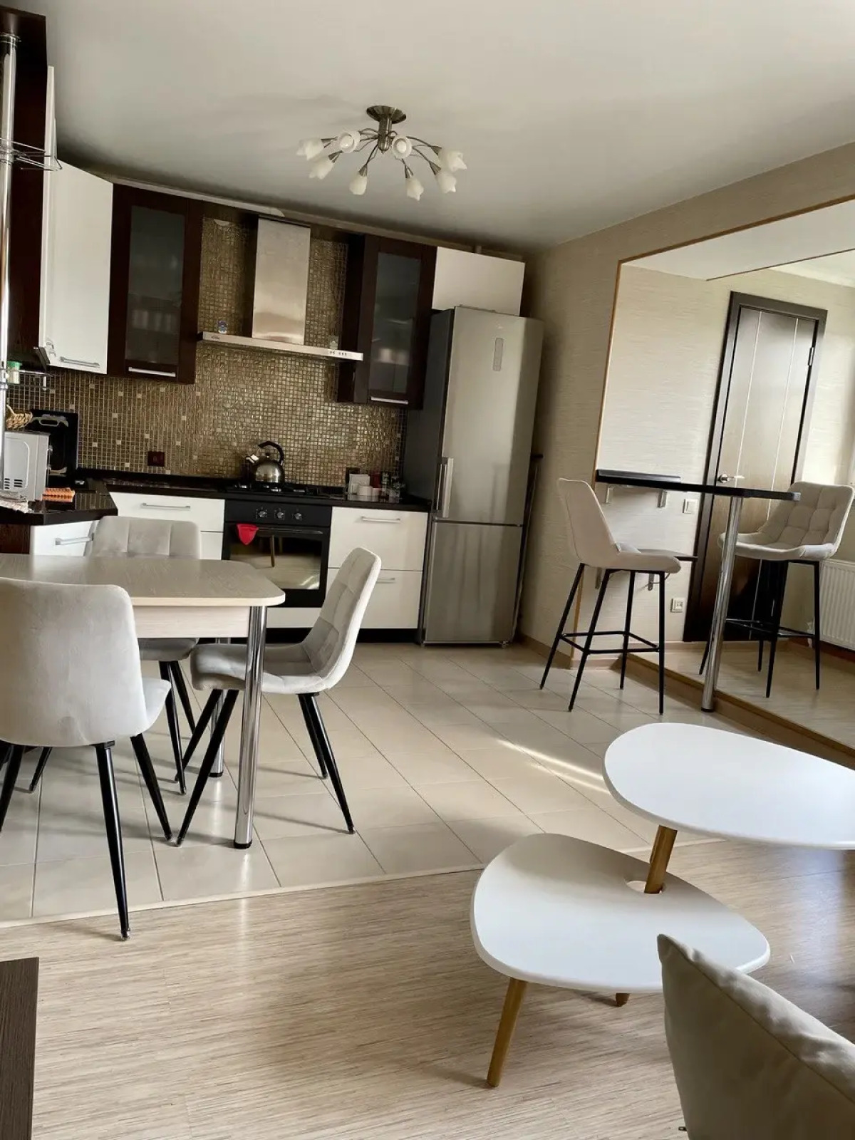 Апартаменты со Стильным Дизайном