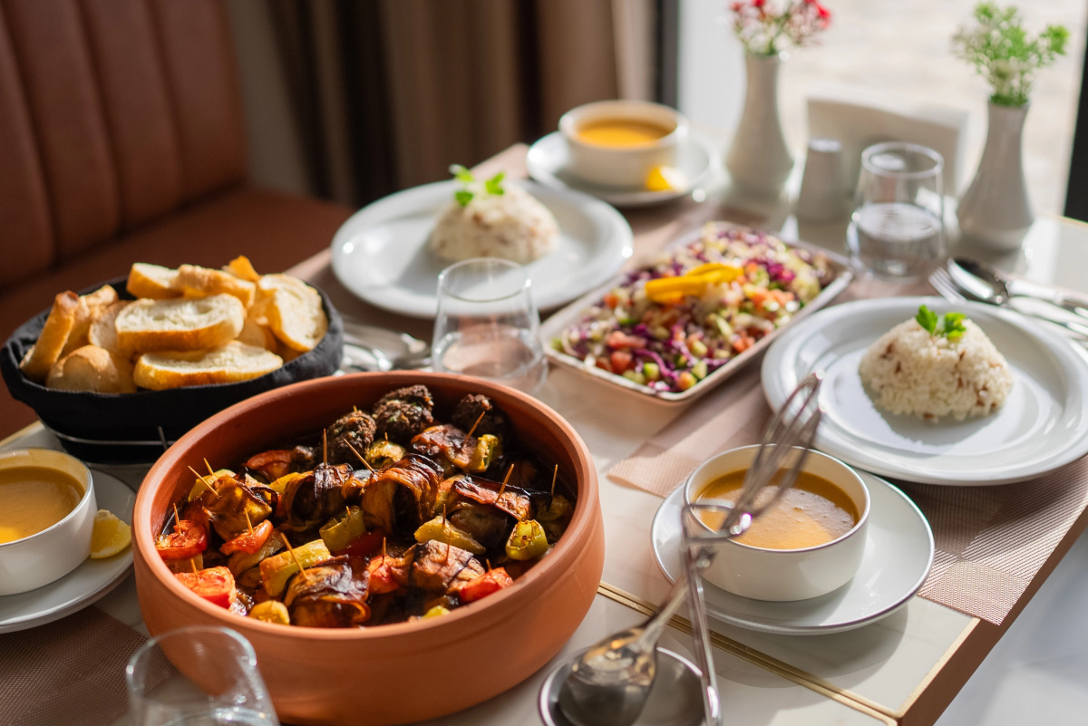 Отель Golden River By Continent Collection