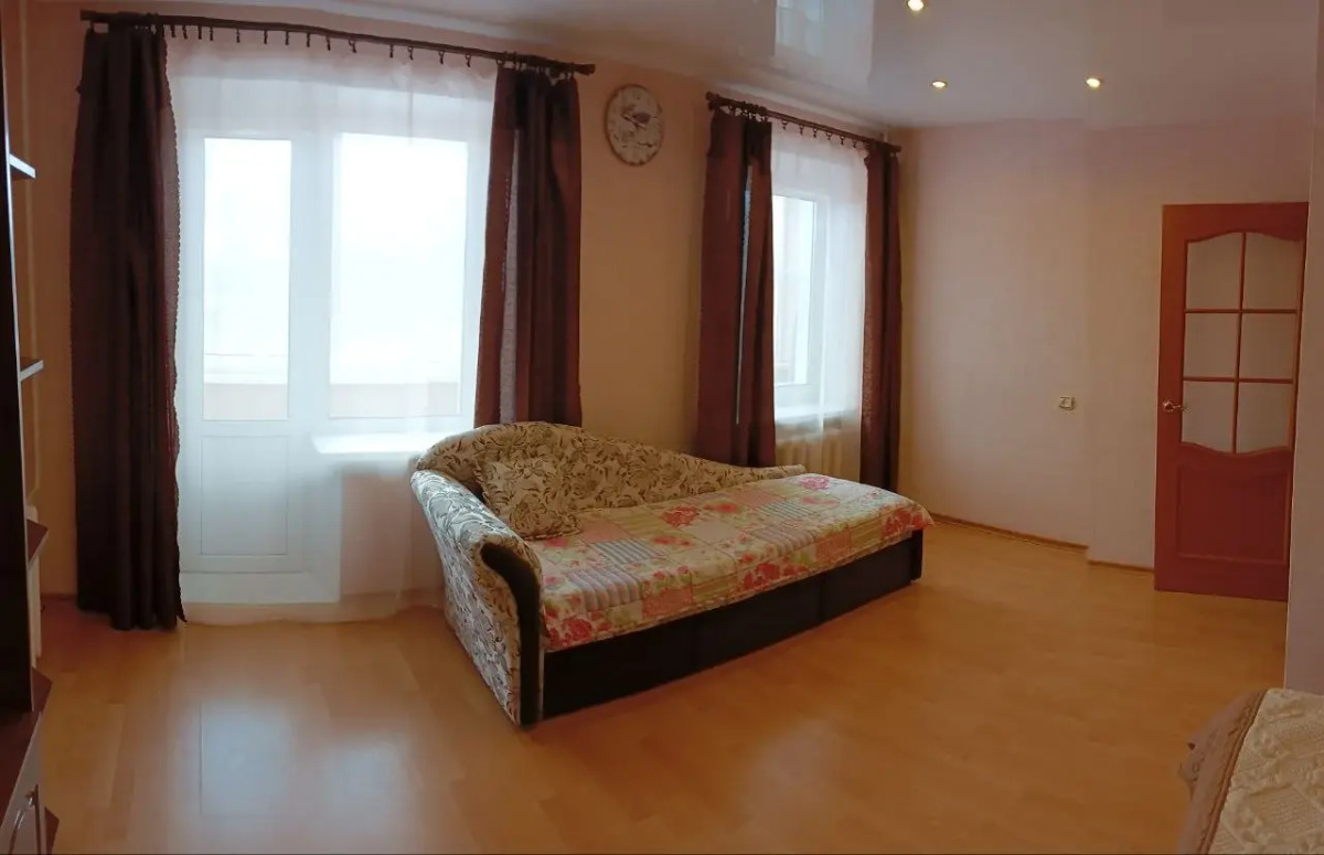 Квартира с видом на реку Россия