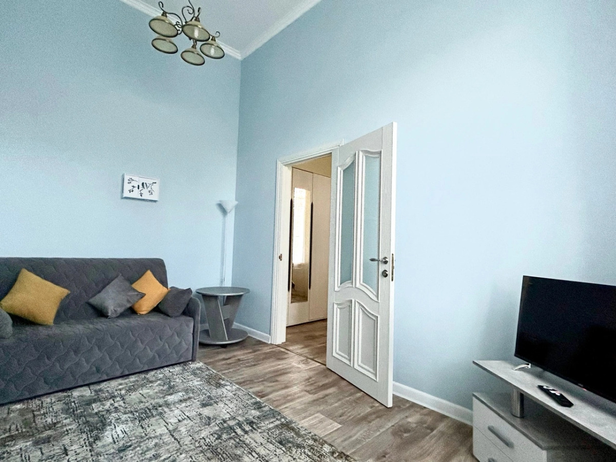 Квартира Двухкомнатная в Центре на Набережной