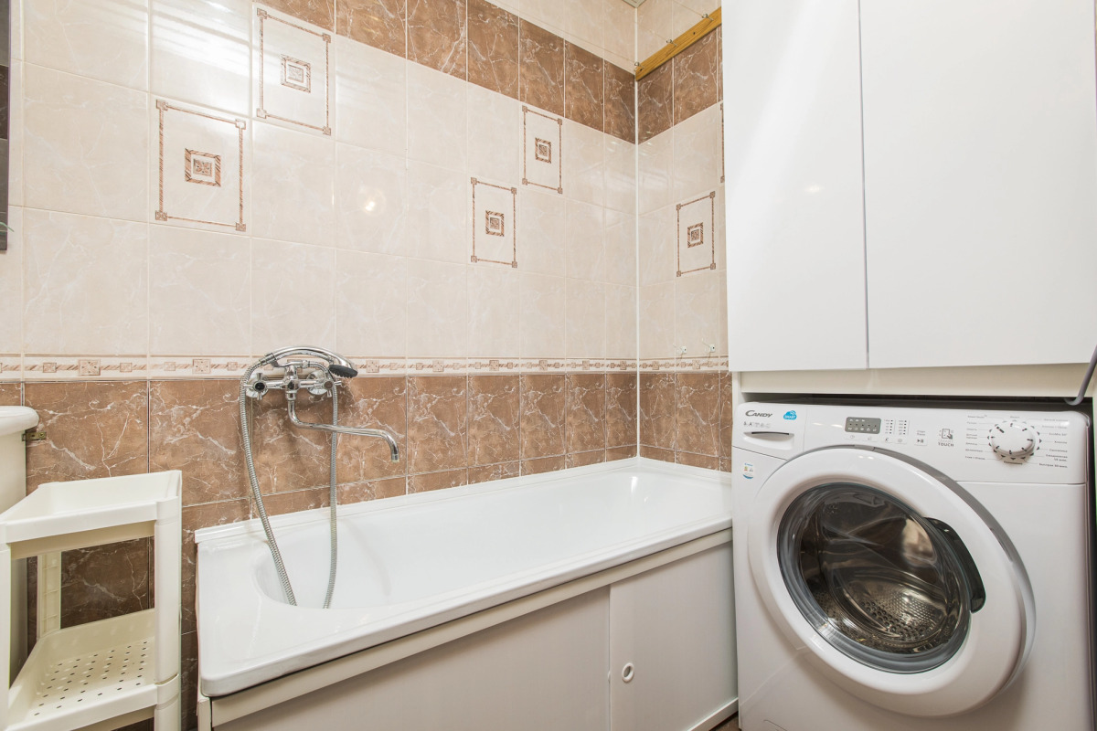 Апартаменты Короленко 19