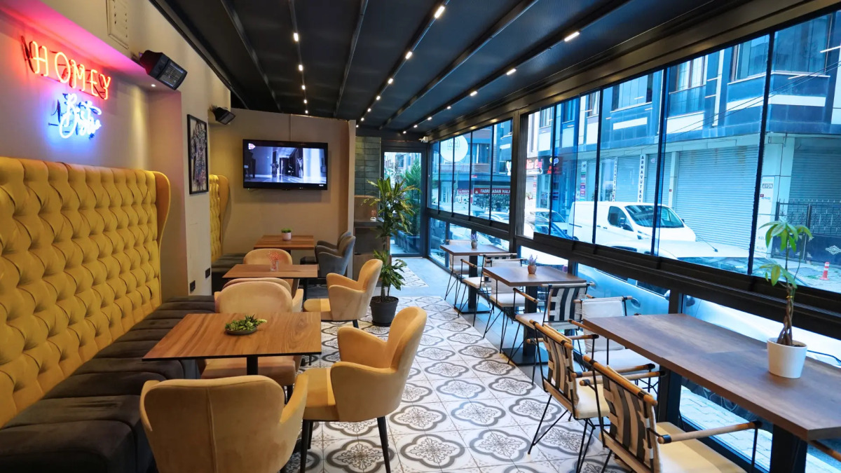 Отель Homey Airport