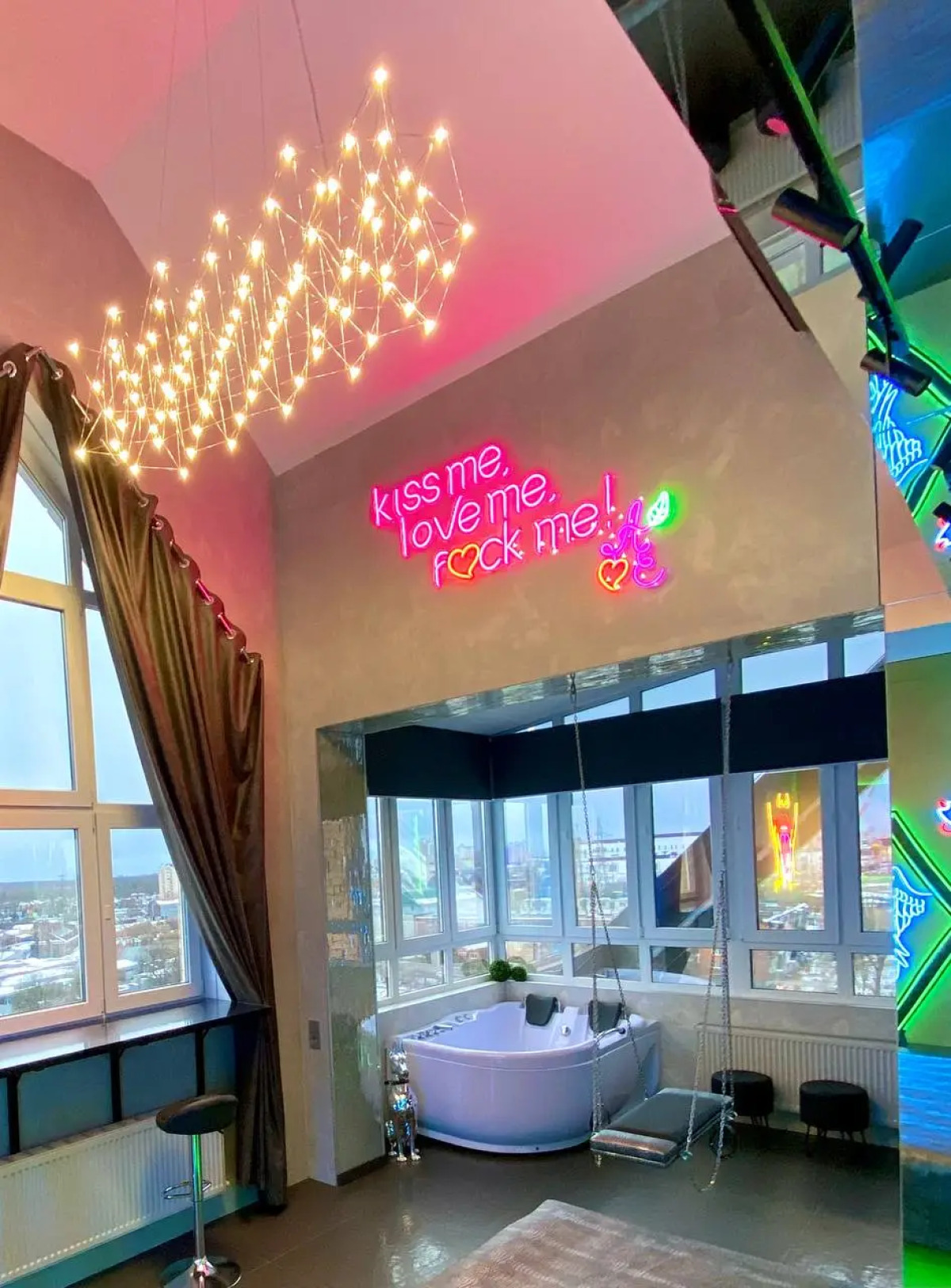 Апартаменты +18 Агат Apart Energy с Панорамным Видом и Джакузи