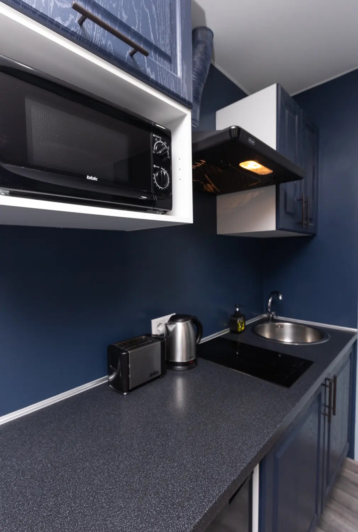 Апартаменты Dark blue от Home24