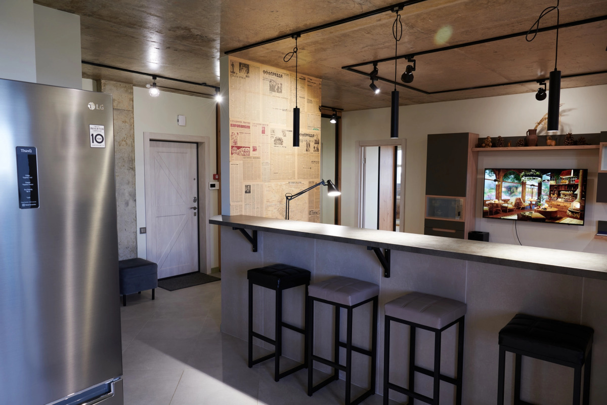 Квартира с Видом на Историческую Часть Костромы и Волгу