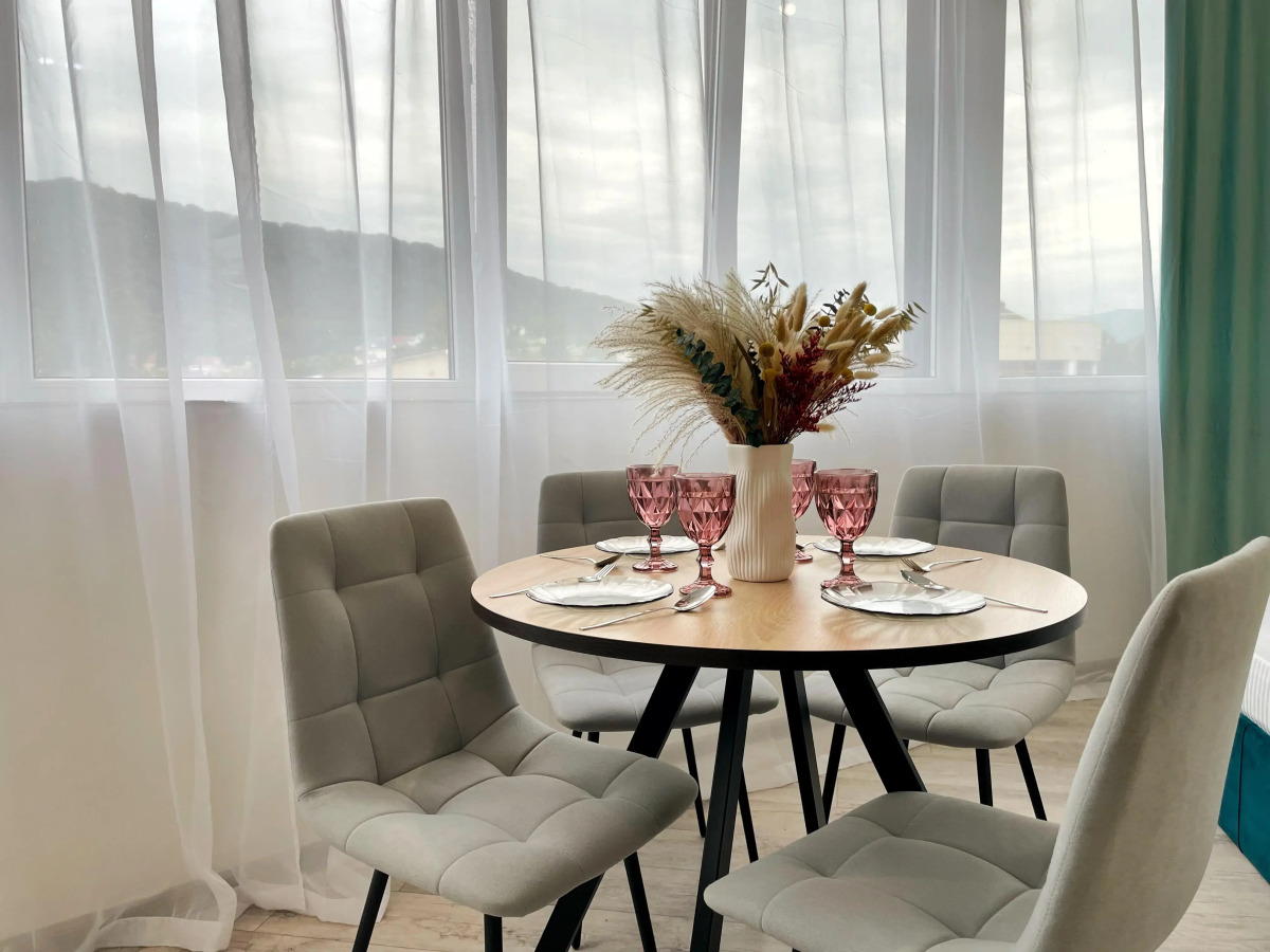 Апартаменты для четверых с видом на горы и море