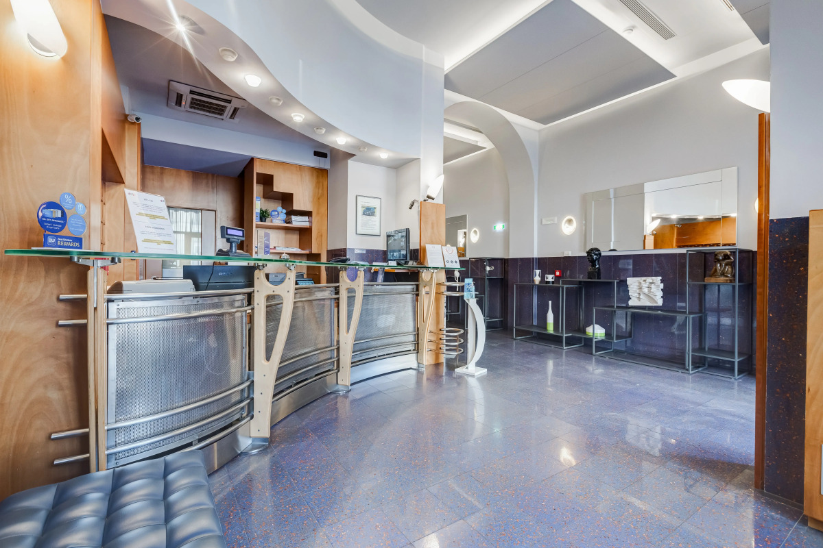 Отель Best Western Plus Hotel Plaza Napoli