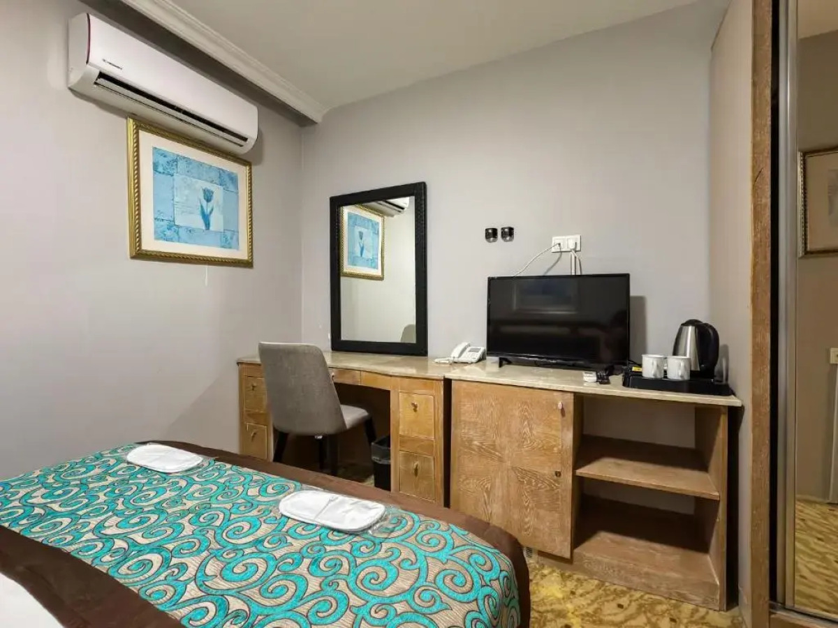 Отель Sever Suites