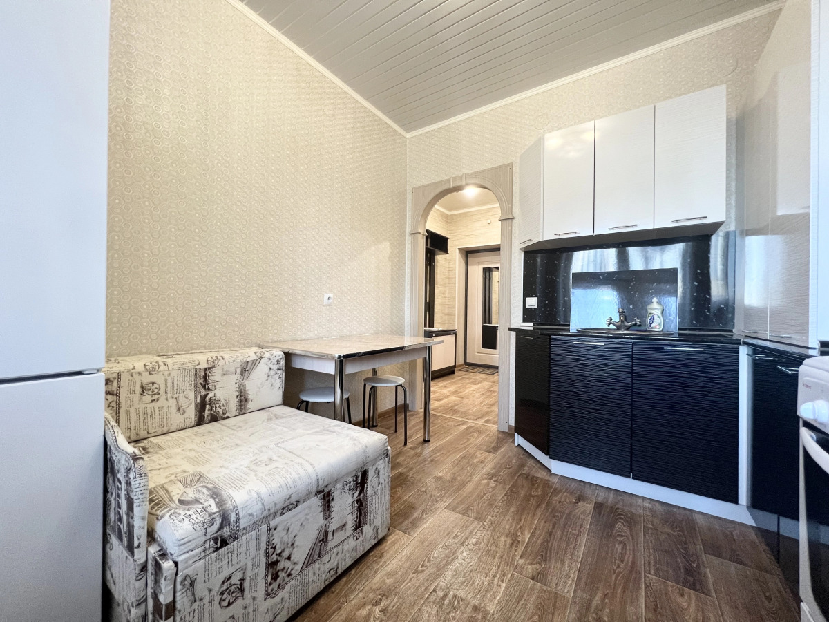 Квартира Апартаменты на Пухова 31, 5 этаж