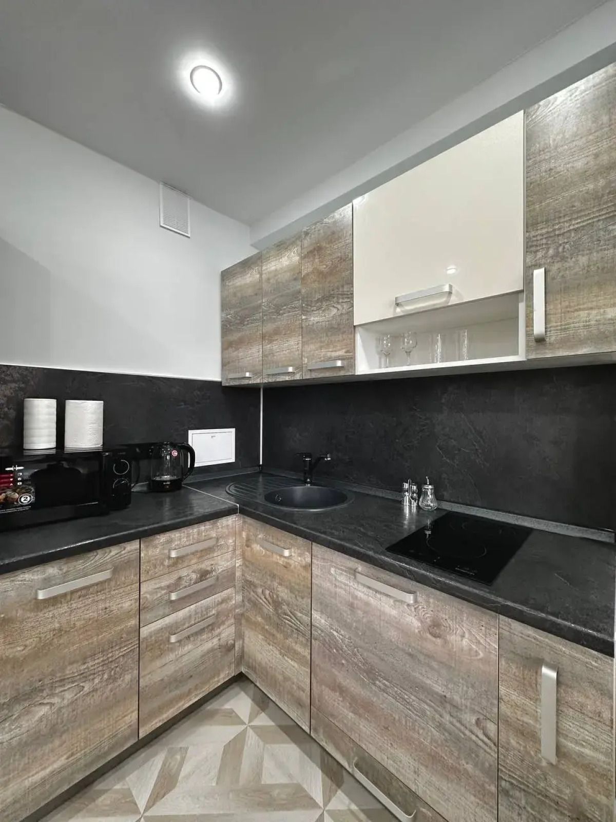 Квартира Уютная студия рядом с ЖД вокзалом