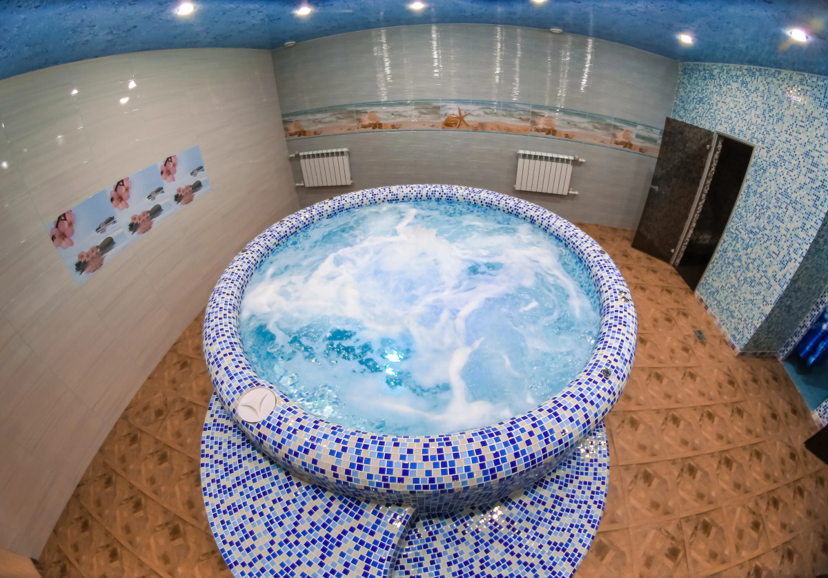 Отель Корона