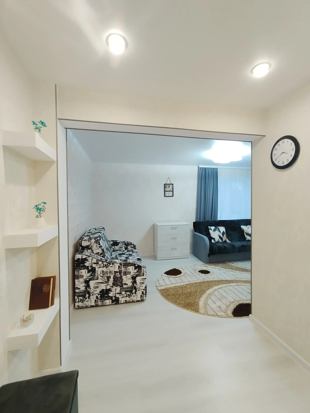 Апартаменты Двухкомнатные новые в центре