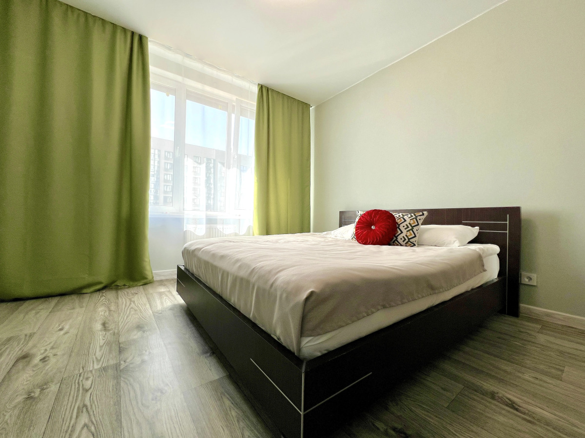 Квартира Евро 3-ком на Смирнова 3 (кв. 185)