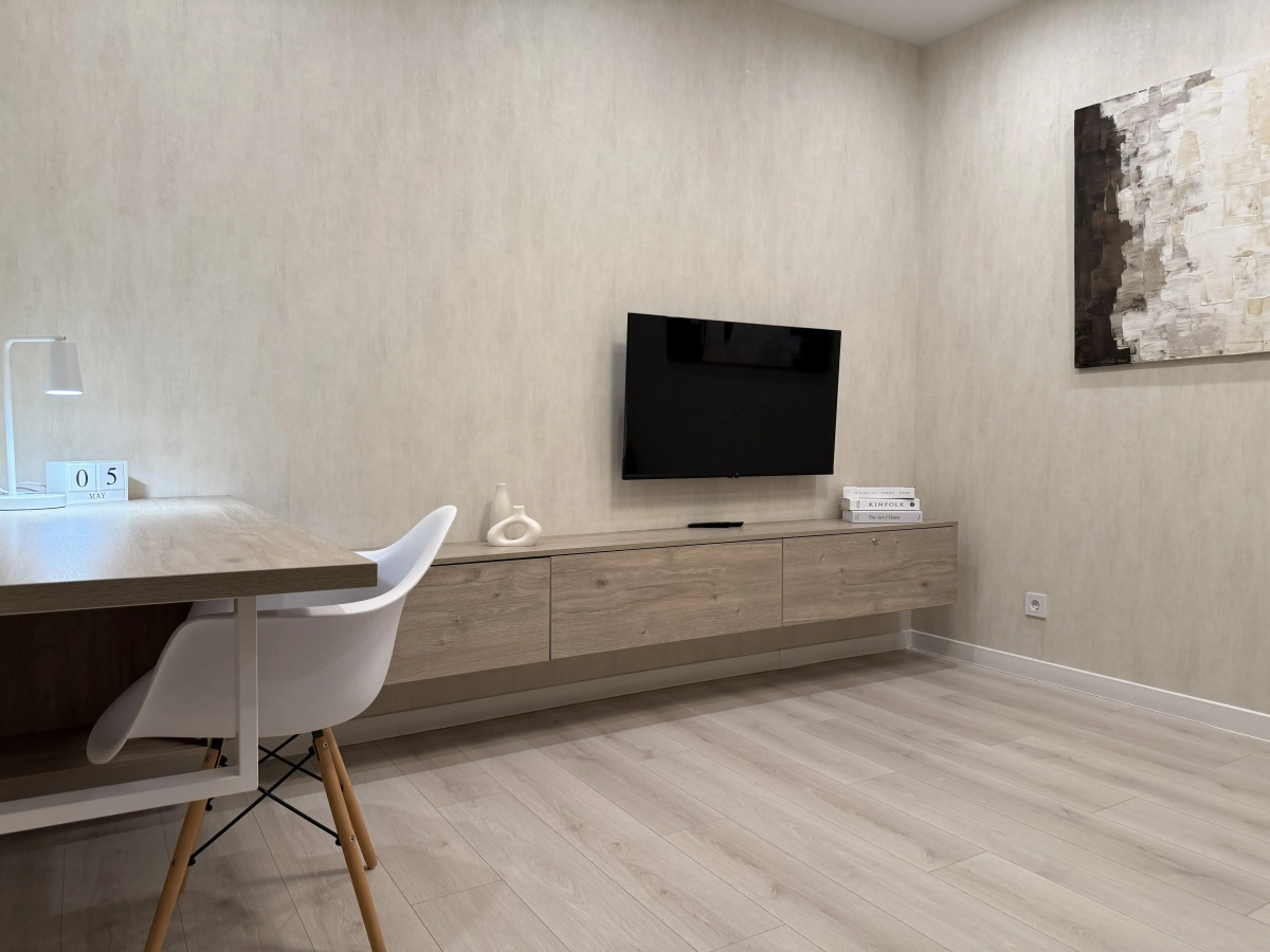 Апартаменты PosutochnoSV на Лунной 30