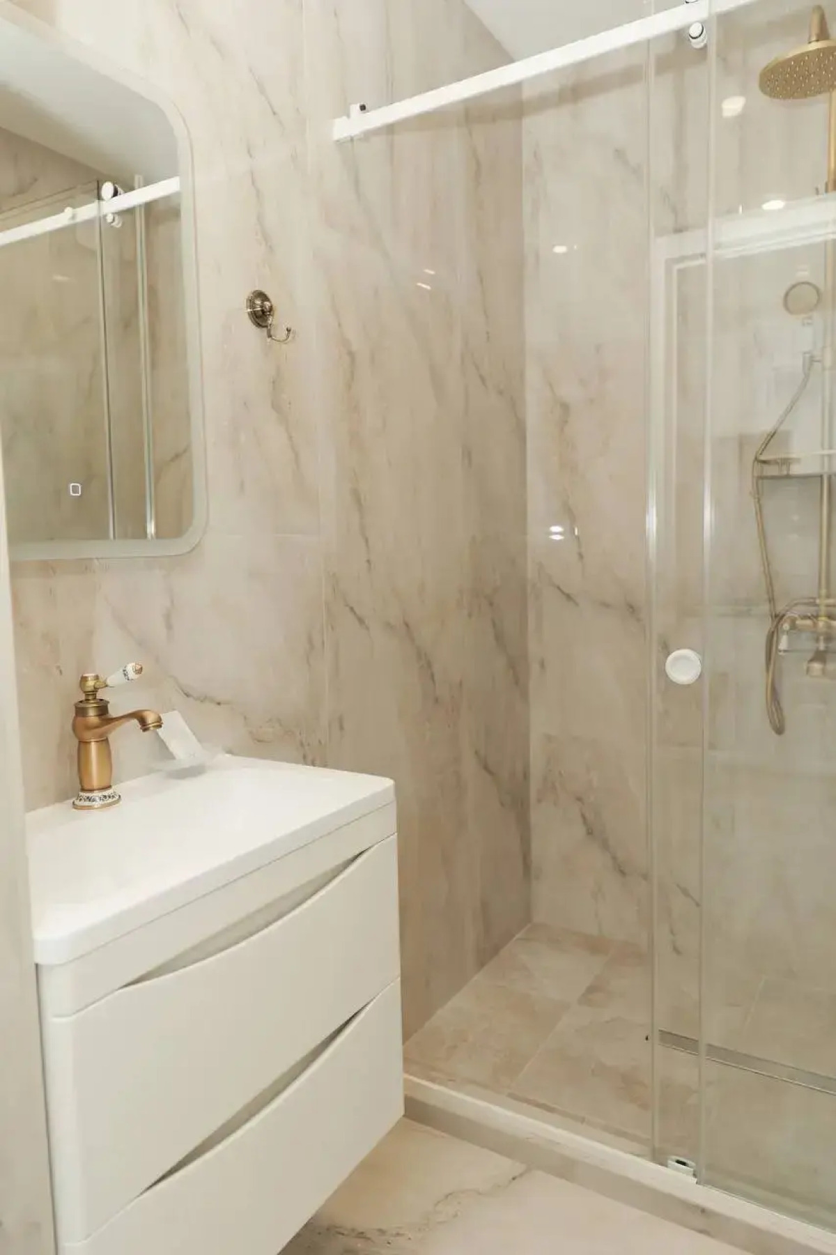 Апарт-отель Astoria Apartments