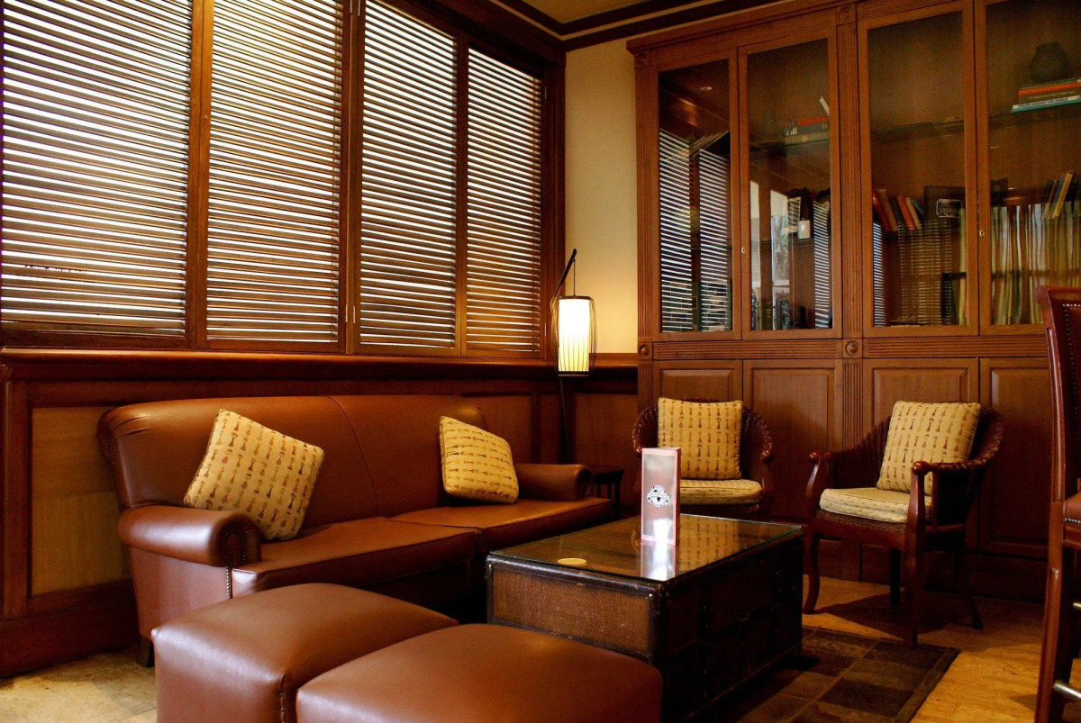 Отель Sheraton Kampala