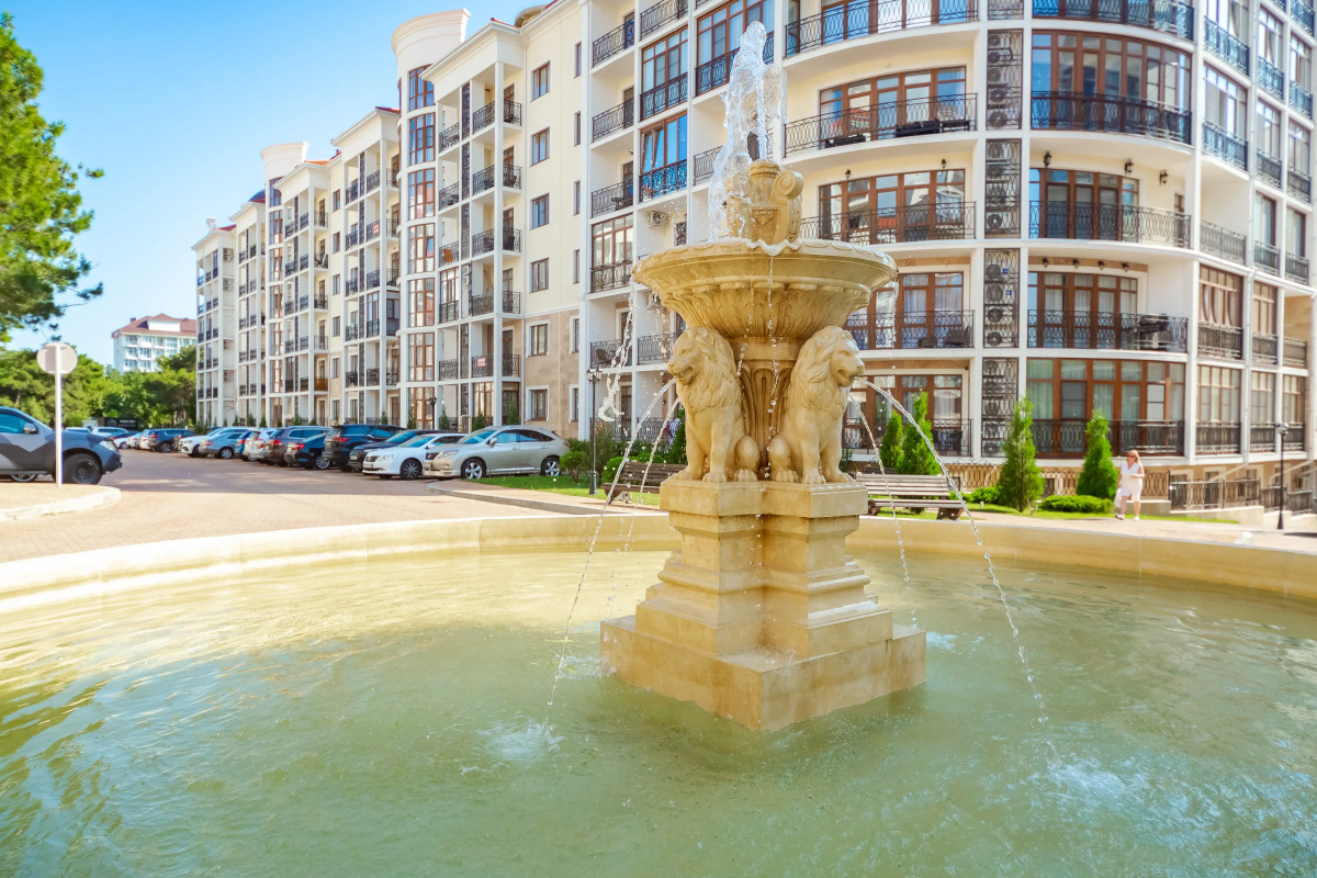 Апартаменты с Собственным Двориком от Home Group apartments