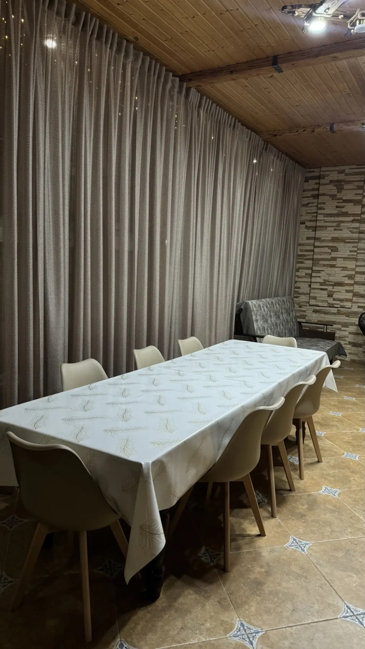 Гостевой дом White. House