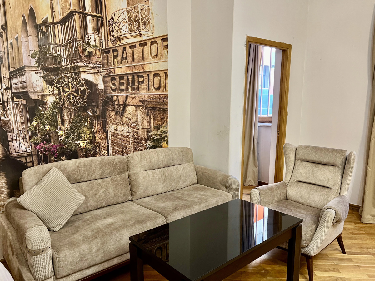 Отель Castle Family