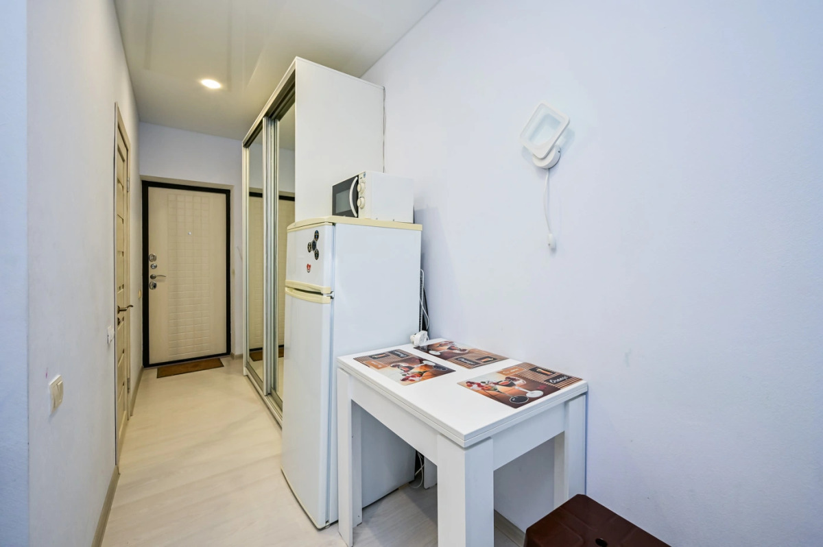 Апартаменты на Дмитрия Михайлова 12 (3)