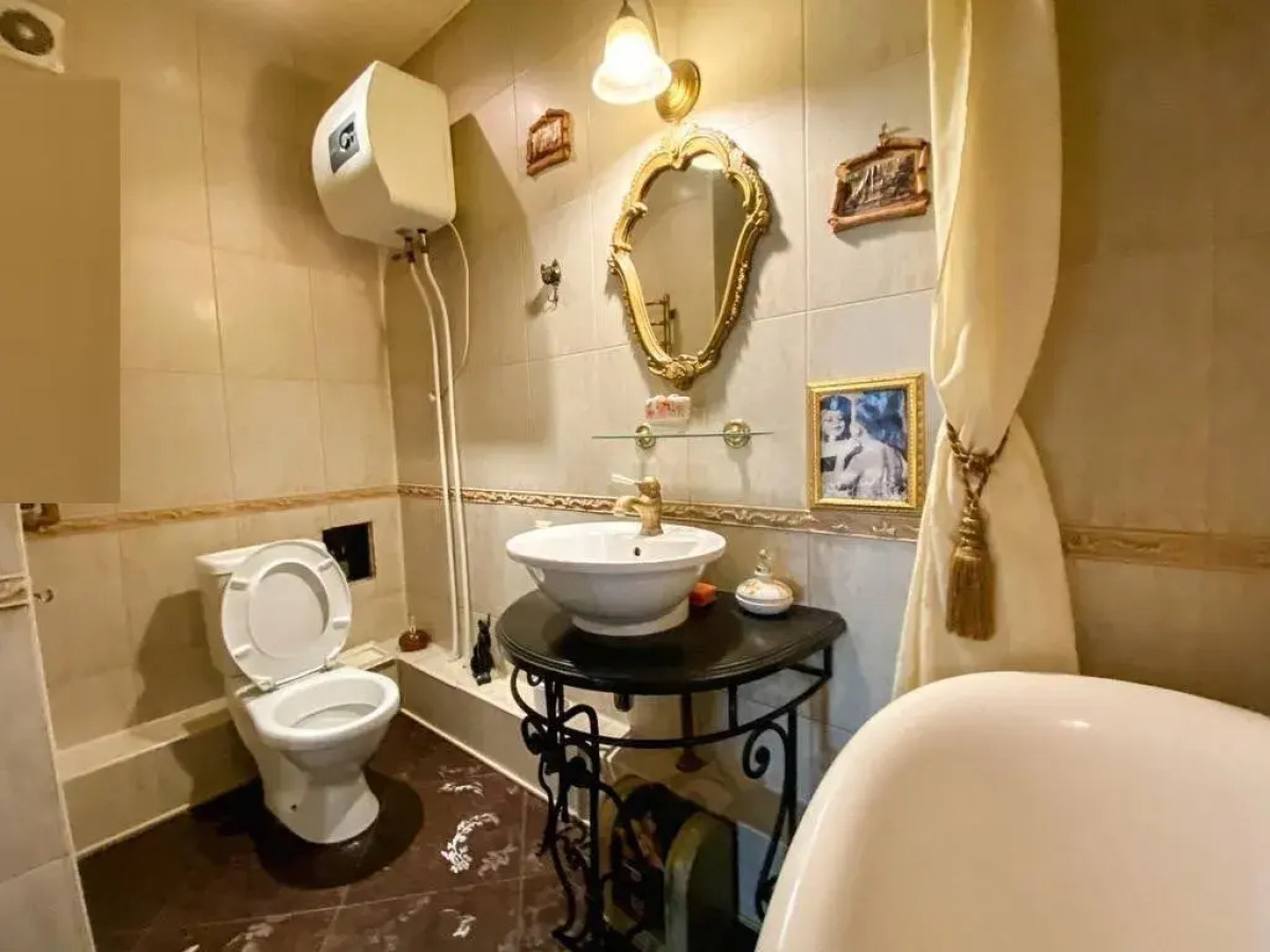 Квартира на Запотоцкого, 12